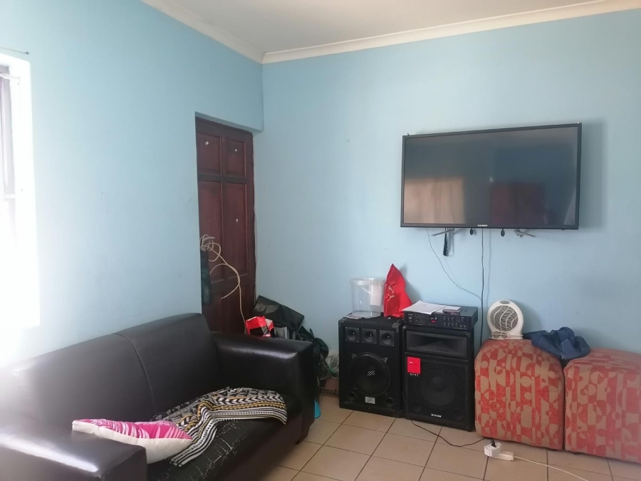 3 Bedroom Property for Sale in New Woodlands Western Cape